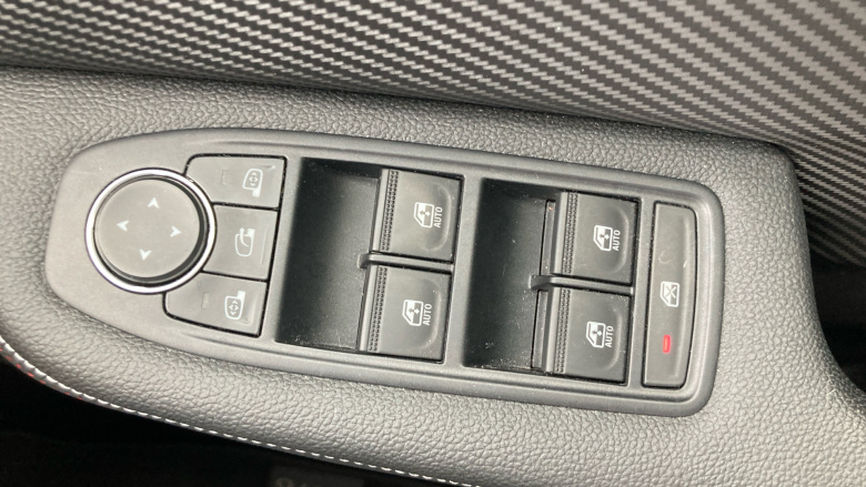 Renault Clio 1.0 TCe 90 RS Line 5dr Petrol Hatchback